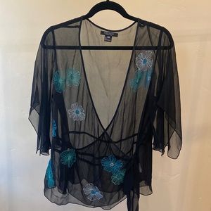 Karen Kane black with blue, white and teal embroidered flowers, tie side,size 16